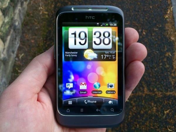 HTC Wildfire S<br>    lemci: 600 MHz ARM 11<br>    Kamera: 5 MP<br>    Ekran: 3.2 in<br>    letim sistemi: Android OS, v2.3<br>    Fiyat: 428-551 TL