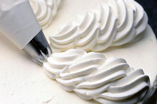 KREM ANT  <br>Artan krem antiyi dkmeyin! Krem antiyi bekletmeden derin doruncuya atarsanz; 1-2 ay sre boyunca bozulmadan bekletebilirsiniz.