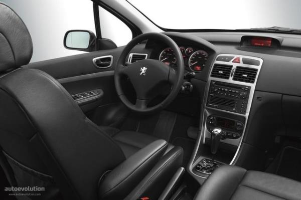 * 10 km hz getiinizde kaplar otomatik kilitlenir.