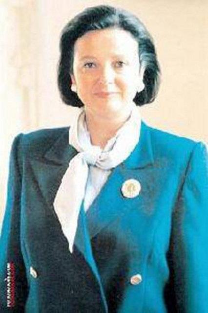 Lale Aytaman  <br>lk Kadn Vali