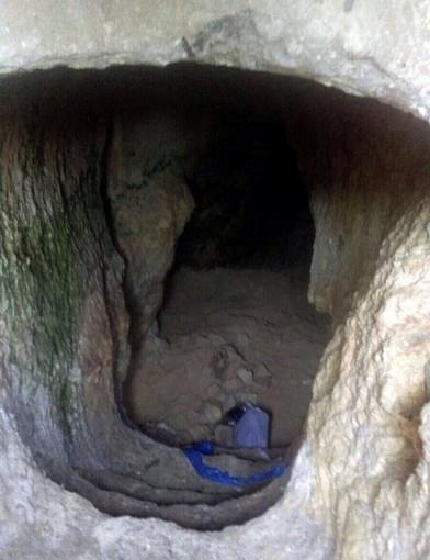 Gvenlik glerinin operasyonlarnda PKK'llara ait ok sayda silah, mhimmat ve el yapm patlayc ele geirildi. Dargeit'teki operasyonda ise, terristlerin voleybol toplarn bile patlayc haline getirdikleri ortaya kt