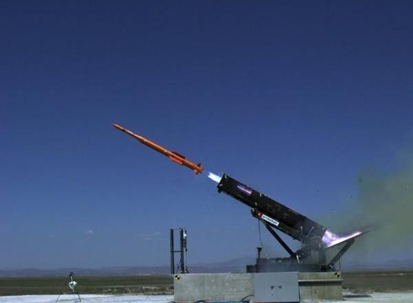 HAVA SAVUNMA FZE SSTEM "HSAR-A"<p>    Trk Silahl Kuvvetleri&#8217;nin alak irtifa hava savunma ihtiyacnn milli imknlarla karlanmas amacyla balatlan Alak rtifa Hava Savunma Fze Sistemi (HSAR-A) projesi kapsamnda, otopilot kontrolne sahip Kontroll Test Fzesi (KTF-1) ve Trkiye&#8217;de de bir ilk olan ift darbeli motora sahip Balistik Test Fzesi (BTF-2) test atlar baaryla yapld.