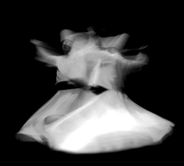 yleler var dille &#8220;naallah&#8221; demez, Kalbe yerlemi, duyulsun istemez.