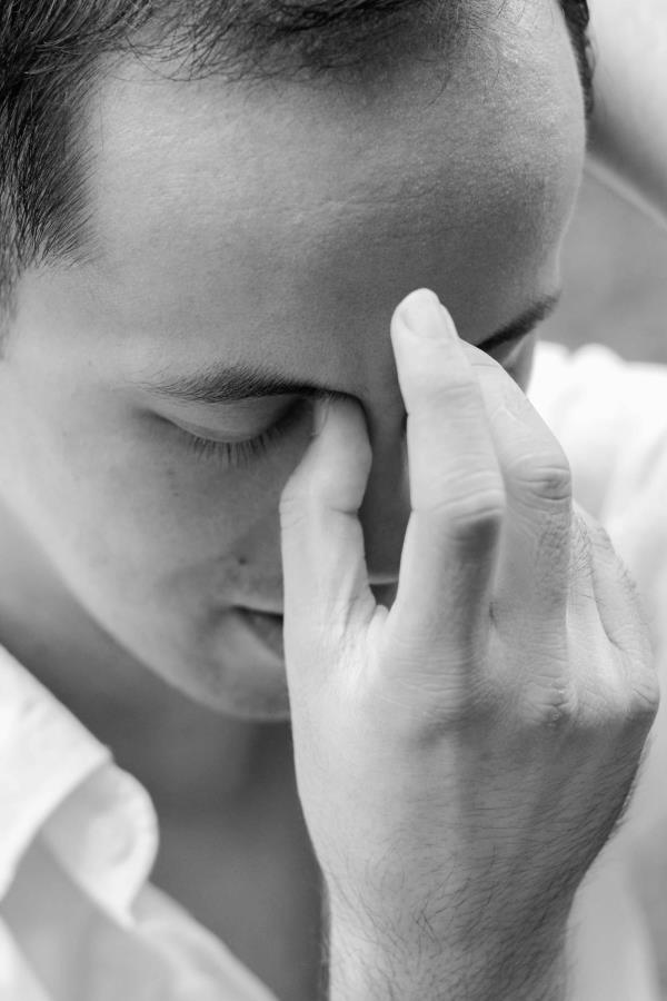 Parmak ularnz vcudunuzun belli bir noktasna bastrp brakma eklinde uygulanan akpresr teknii olduka etkili bir yntemdir. Ancak verim alabilmek iin gnde  defa uygulanmas gerekir.