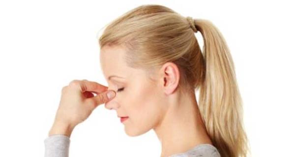 Alerjiler: nsanlarda burun tkanklna neden olabilecek birok eit alerji vardr. Toza, polene, kire, evcil hayvanlara ve daha eitli birok eye alerjisi olan insanlar vardr.