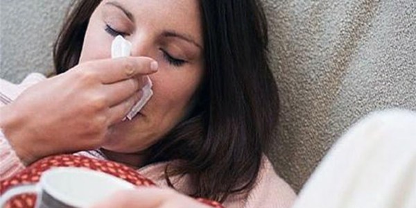 Burun tkanklna neyin sebep olduunu bulduktan sonra onunla mcadele etmek iin en etkili yolu aramaya balayabilirsiniz. Mmknse her zaman semptomlarnz yok edecek tedavileri uygulamaya aln.