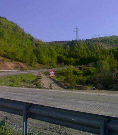 Geminbeli Geidi<br>    2010 metrelik rakm ve dar yollaryla listeye giren Geminbeli Geidi Sivas'ta bulunmaktadr.