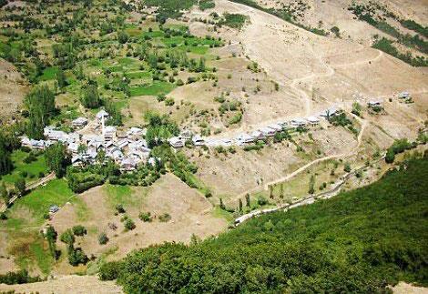 Yolun kenarlarnda korkuluk olmamas da site kullanclar tarafndan dikkat ekilen bir nokta oldu.