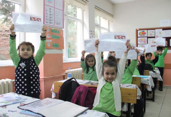 -Bykanneniz, bykbabanz, dedeniz, hayattaysa mutlaka ziyaret edip ellerini pn. Benden de selam syleyin.