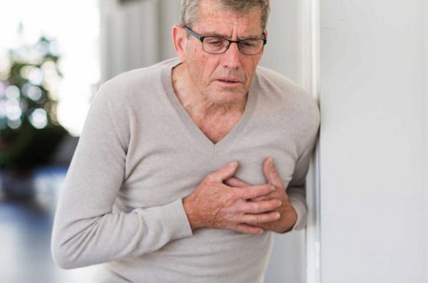 * Bir bardak su ile aspirin iin. Bunun dnda kesinlikle bir ey yiyip imeye kalkmayn.