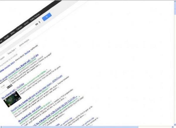 E�er Google'�n arama butonuna "do a barrel roll" yazarsan�z, t�m ekran bir anda d�nmeye ba�layacakt�r.