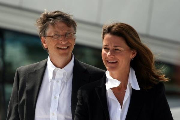 Bill - Melinda Gates  <br>  SERVET: 85.7 milyar dolar