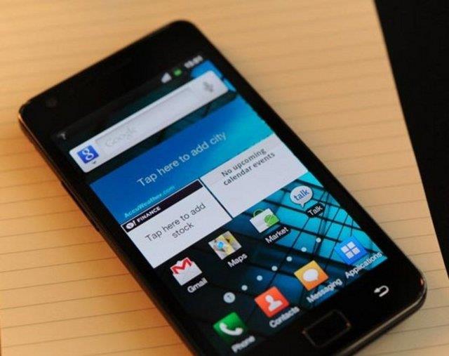 18- Samsung Galaxy S II Satlan rn adeti: 40 milyon