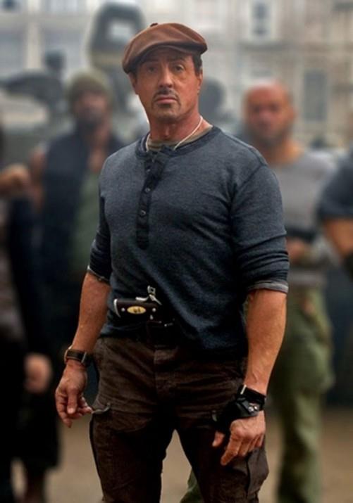 <p><b>Sylvester Stallone, 67</b></p>  Amerikan aksiyon sinemasnn iki byk simgesi Rambo ve Rocky karakterleriyle zdeleen Stallone, Expendables'n takm lideri.