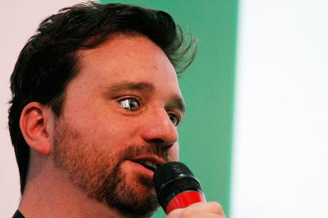 Rob&#8217;un yerinden karlan sa gz sinir ile birlemedii iin sonsuza kadar gremeyecek.