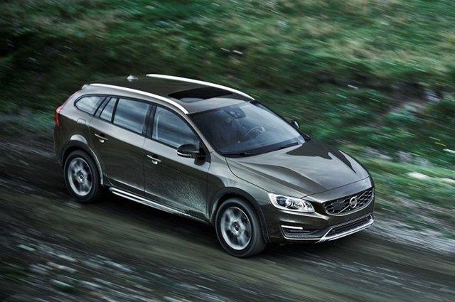 Marka: VOLVO<br>    Model: V60<br>    Segment: D1<br>    Toplam Sat: 2