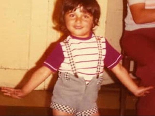 Syledii arklarla milyonlarca insan kendine balayan bir arkc...