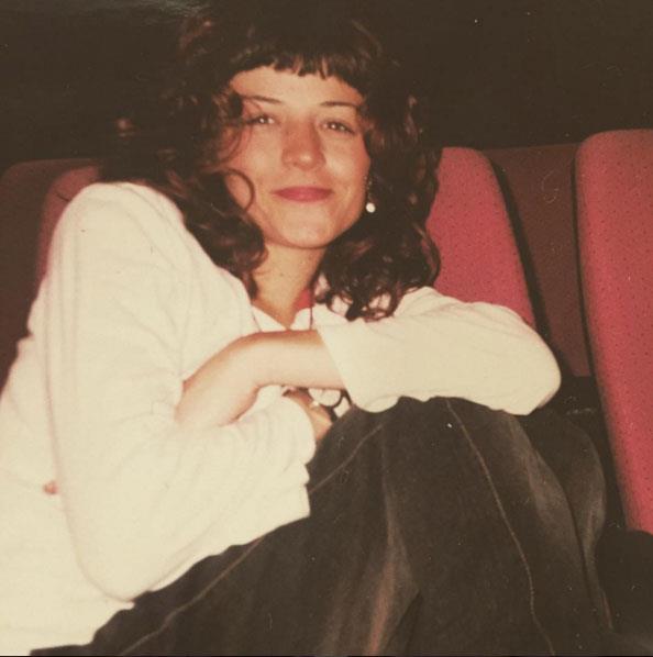 Vuslateri, eski fotoraflarn Instagram'da paylamaya devam ediyor...