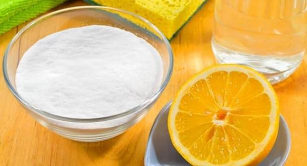 Bal, tarn, limon suyu ve karbonat<br>  Az kokularnn giderilmesinde bundan daha etkili bir az gargaras bulmanz imkan dahilinde deil.