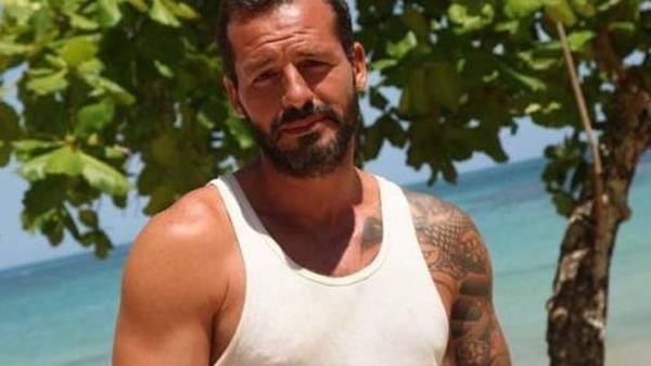 Survivor 2012: Nihat Altnkaya <br> zellikle Yaprak Dkm dizisiyle byk bir hretin kapsn aralayan Nihat Altnkaya, 2012 ylnda katld Survivor yarmasn kazandktan sonra nce Tozlu Yollar sonra da Karaday dizileriyle oyunculuk kariyerini srdrmeye devam etti. Evli ve iki kz babas olan Altnkaya u sralarda yeni projeleri deerlendiriyor.