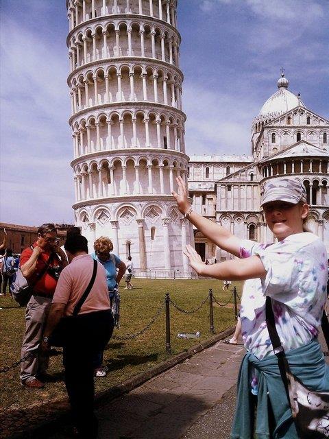 'Pisa Kulesi'ni itiyorum' pozu