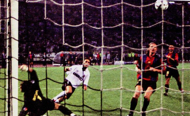 3-0&#8217;lk Barcelona ma sonras...<p>    Muhabir : Evet brahim mthi bir galibiyet , 2. golde mthi bir alm attn Overmars&#8217;a neler syliyeceksin?    brahim zlmez : Yine gelsin yine atarm.