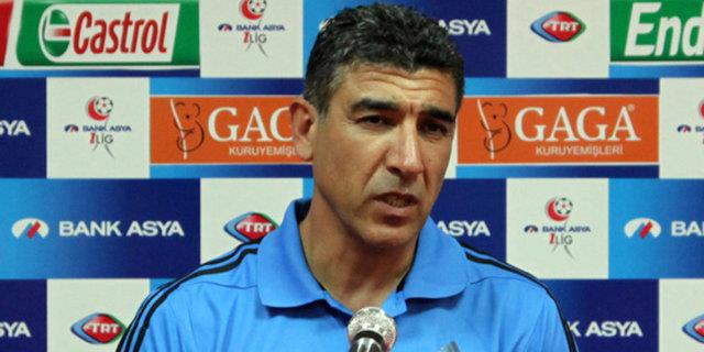 "FELLAN SALH DYE AIRIRDIK"  <p>  Sait Karafrtnalar: "Salih Uan'n salarnn Everton&#8217;un yldz Fellaini&#8217;ye benzerlii nedeniyle Bucaspor&#8217;da &#8216;Fellaini Salih&#8217; diye arrdk..."