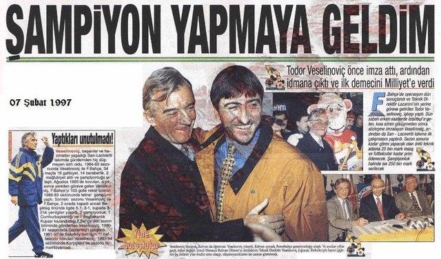 "Altl ganyan tutturdum." dedi. "Duyulursa yanarm, btn akrabalarm akn eder, Kapkule'den bir otel kiralamam gerekir." dedi. Nitekim syledii gerek oldu. Ertesi gn Gne gazetesi manetten verdi haberi. Yugoslavya'daki btn akrabalar toplanp gelmi. Kapkule'deki grevliler bile "Bu kadar yolcu da neyin nesi?" diye arm.