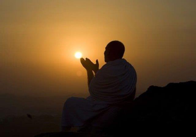 Kfirler ile Allah yolunda savarlar. A.imran-28