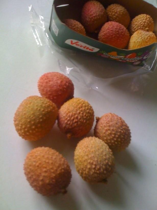 Lii, birok vitamin ve minerali bir arada bulunduruyor. ncelikle ok iyi bir C Vitamini kayna olan lii, A ve B6 Vitamini ile doal antidepresan grevi gryor.