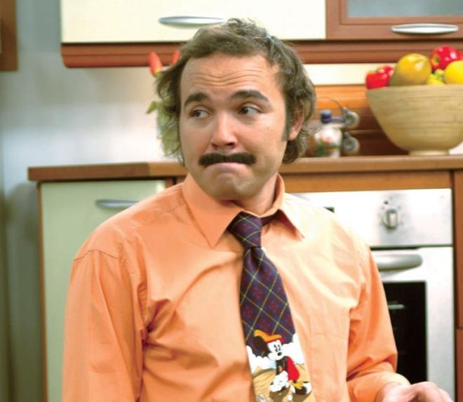 BEN DE NANTAI OCUUYUM<br>  BURHAN ALTINTOP<br>    Glse Birsel&#8217;in yaratt &#8216;Avrupa Yakas&#8217;nn efsanelerinden Burhan Altntop