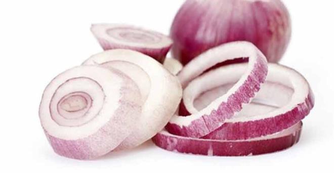 Nasrlar ortadan kaldrmada etkilidir. Sirkenin ierisinde mor soan kaynatn ve mor soan nasrl blgeye balayn. Bu ilemi bir ka kez tekrarlayn ve fark grn.