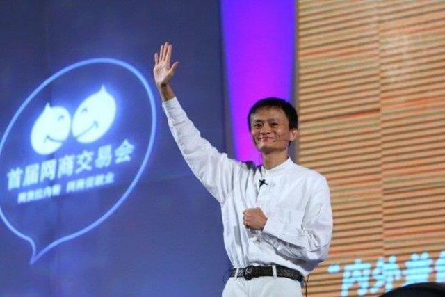 Mtevazi yaants ve hayrseverlii ile bilinen Jack Ma, Dnya Ekonomik Forumunda hakknda bilinmeyen bir hikayesini daha ortaya kard.
