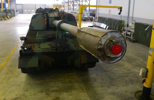 Eren, proje kapsamnda 1'inci Ana Bakm Merkezi Komutanlnda Trk mhendis ve iilerin emekleriyle 2004-2014 yllar arasnda retilen Frtna obslerinin birliklerine teslim edildiini ifade etti.