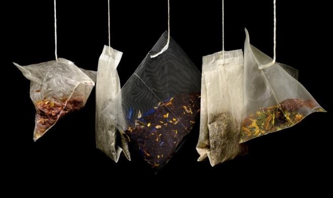 3. Salkl kemikler: Siyah ayda bulunan fitokimyasallar ile dzenli tketim salandnda gl kemikleri destekler, kemik younluuna katkda bulunur, osteoporoz ve artrit riskini azaltr.