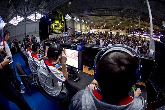 Bilgisayar Oyuncu Asistan    <br>Yllk 50 bin dolar