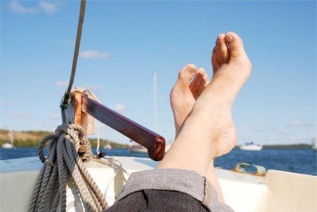 11. Ayak Hastalklar Uzman<br>  Yllk kazanc 111 bin 400 dolar