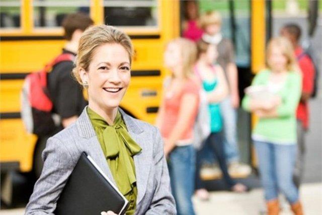 18. lkretim Yneticisi<br>  Yllk kazanc 75 bin 900 dolar