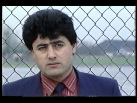 "Onun ad bir balk, onun ad balkta yzen bir ey, onun ad Yunus Blbl geliyoorr."