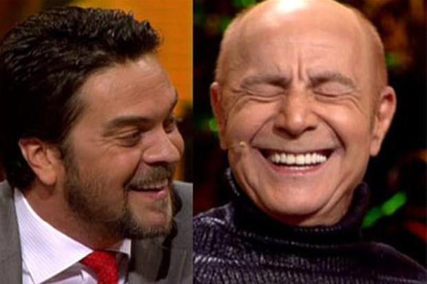 Beyaz Show'a konuk olan nl sanat Mazhar Alanson, azndan kard bir szle Beyaz'n souk terler dkmesine neden oldu. Seyirciye yan soran Beyaz, 41 cevabn alnca Mazhar Alanson azndan &#8216;Kaaaar' lafn kard.