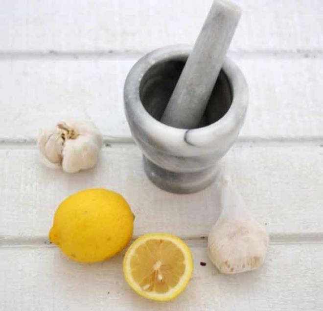 2- Kollestrol ve lipidi dryor zararl yalarn yaklmasn salyor,  kilo verdiriyor (bazal metabolizmay hzlandrp yalarn yaklmasn salad iin itah ayor, bu dnemde diyete dikkat etmek gerekiyor)  ekeri dryor,pankreas'n yenilenmesini salyor.