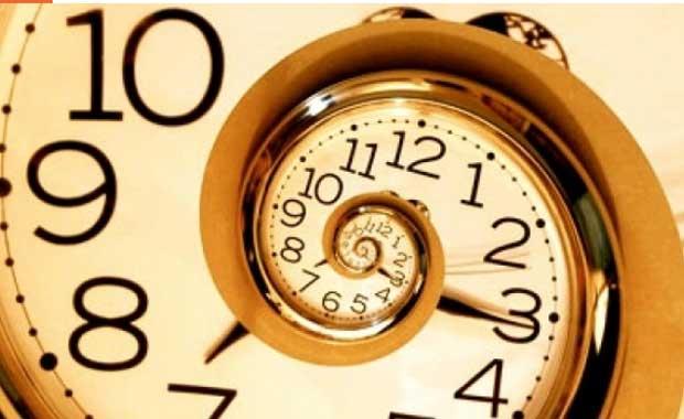 Parkinson&#8217;un Kural    <br>Cyril Norhcote Parkinson der ki, Bir ii yapmak iin son dakikaya kadar beklerseniz o isi yapmak sadece bir dakika srer. Bu duyguyu hepimiz hayatmzda en az bir kez yaamzdr. Son gne braklan dnem projeleri, ilham gelmedii iin yaplamayan proje devlerinde son gece sabahlayarak harikalar karlmas&#8230;  <br>Bu kuraldan yola karak eitli grevlere uzun sreler vermek yarna daha ksa zaman erevelerinde alarak etkinliimizi artrabiliriz.