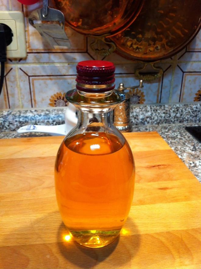 <p>amar ykarken; </p>  <p>Renkleri koyulatryor </p>  <p>Beyazlarda parlaklk salyor </p>  <p>Deodorant lekelerini karyor </p>  <p>tlemede oluan parlaklklar gideriyor</p>