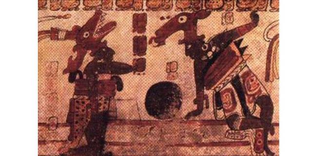 -Mu dininin retimini "Naakaller" ad verilen rahipler stlenmilerdi ve sembolizme dayal bir retimleri vard...