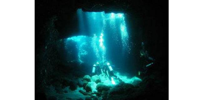 Deniz dibinde bulunan kalntlara Karbon testleri yaplmtr...