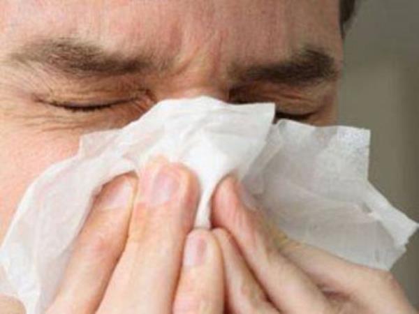 17.yzyl Avrupas'nda haprmak, iyi bir aileden gelmenin ve iyi yetitirilmi olmann bir iareti olarak kabul edilirdi. Bu yzden st snflar enfiye ekmeye balad.