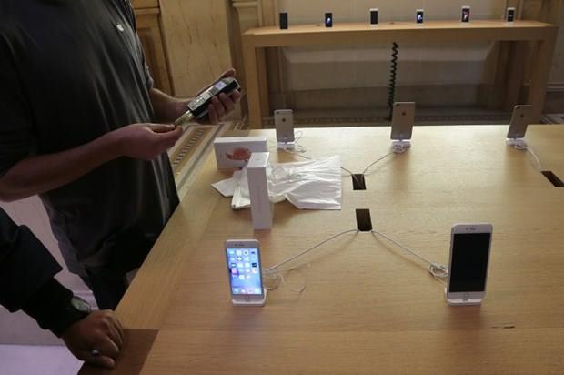 Bildiiniz gibi iPhone modelleri her ne kadar sertifika sahibi olmasa da dier modellere gre suya kar olduka dayankl.