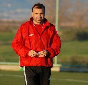 24. saniye: 1998-1999 sezonunda Kocaelispor-Adanaspor manda Adanasporlu Ali Asm Balkaya.