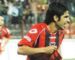 30. saniye: 2002-2003 sezonunda Gaziantepspor-Elazspor manda Gaziantepsporlu Erdal Gne.