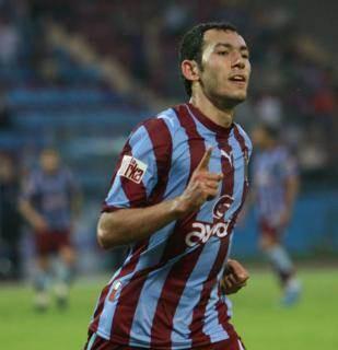 17. saniye: 2007-2008 sezonunda Trabzonspor-Gaziantepspor manda Trabzonsporlu Umut Bulut.